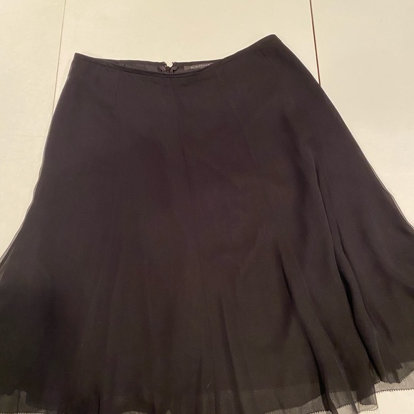 ELIE TAHARI BLACK 100% SILK CHIFFON SKIRT - Picture 2 of 5